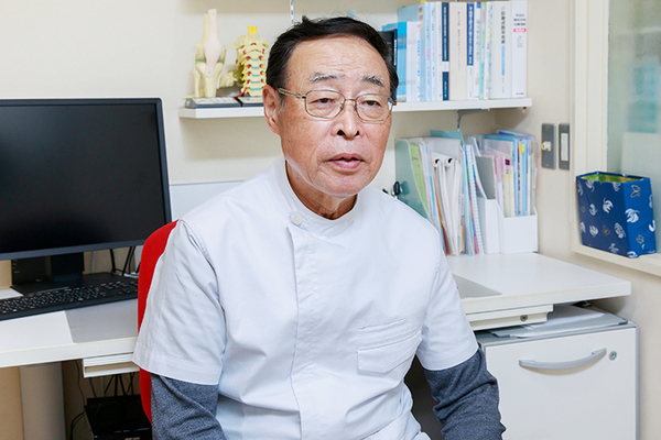 八木正博院長、八木敏雄副院長 八木整形外科4