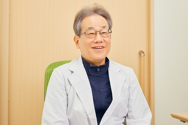 閑啓太郎院長 閑啓太郎クリニック4