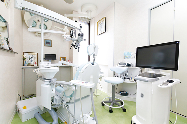 杉山義祥理事長、杉山功祐院長 杉山歯科医院4