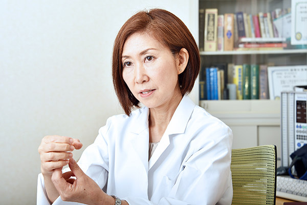 中本佳代子所長 大阪漢方医学振興財団附属診療所4