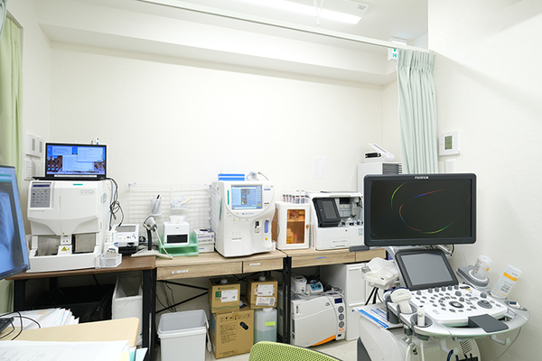渡邉秀美代院長 お茶の水橋交番横クリニック4