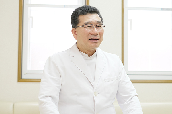 河上哲也院長 かわかみクリニック4