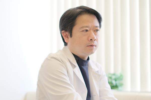 新井千博院長 はんだ矯正歯科4