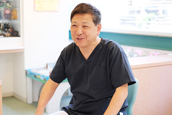 岸秀穂院長 岸デンタルクリニック4