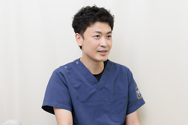 阿部隆太院長 クリニックプラス明大前4