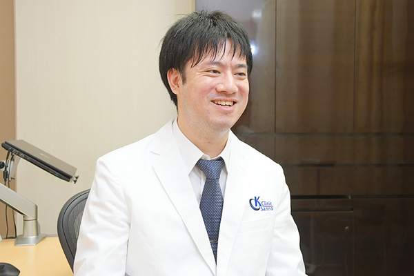 菅重尚院長、松原佑太先生 Kクリニック山王4
