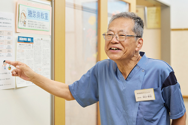 塚田邦夫院長、蜂谷春雄副院長、三廼利美さん 高岡駅南クリニック4