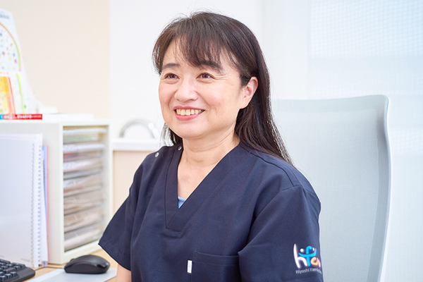 鈴木崇之院長、佐藤紋子さん 日吉ファミリークリニック内科・糖尿病内科4