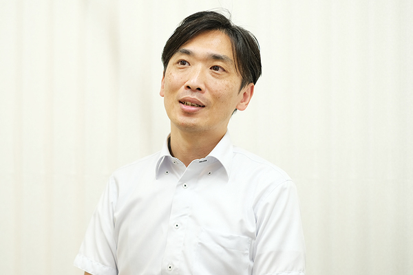 本山哲也院長 亀田ホームクリニック幕張4