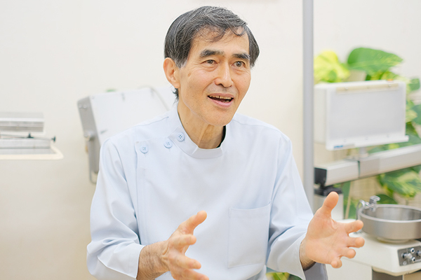 沢辺俊二院長 アイワ歯科4