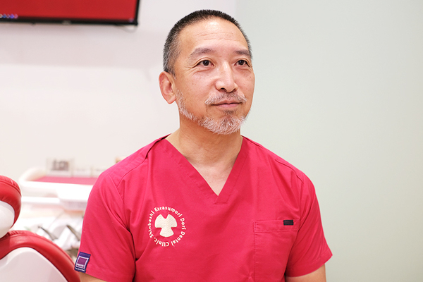 大槻武司院長 新橋烏森通り歯科4