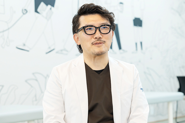 服部一希院長 あぐい服部整形外科いたみのクリニック4