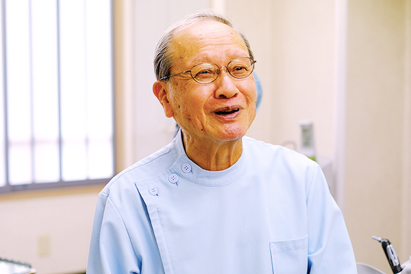 小原久和院長 小原歯科4