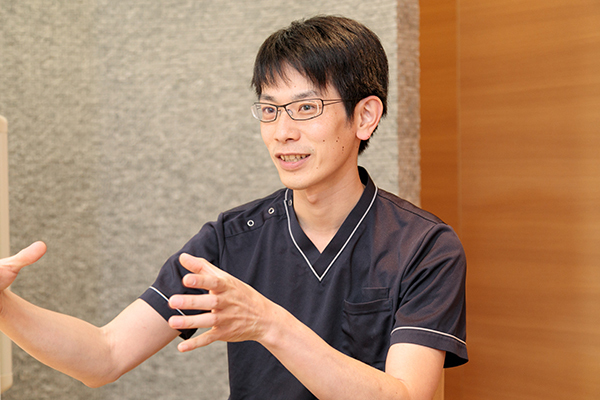 廣川雅之院長 門戸厄神ひろかわファミリー歯科・矯正歯科4