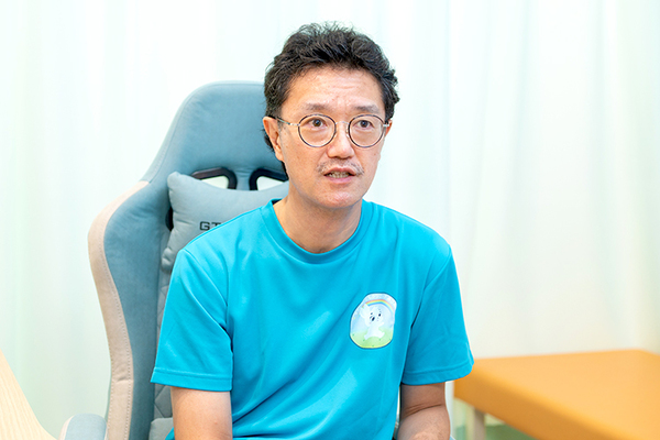 櫻井謙院長 そらいろこどもクリニックありあけ4