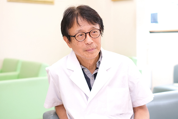 頼徳治院長 ライフクリニック4