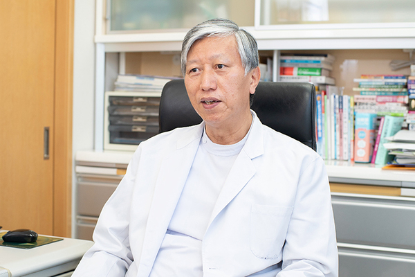 安藤進院長 漢和クリニック4