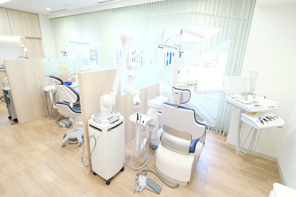 栗原正佳院長 四谷歯科5