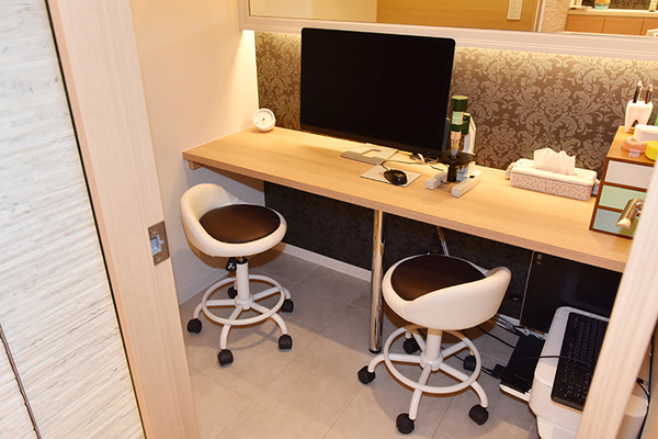 勝部寛院長 淀屋橋勝部歯科5