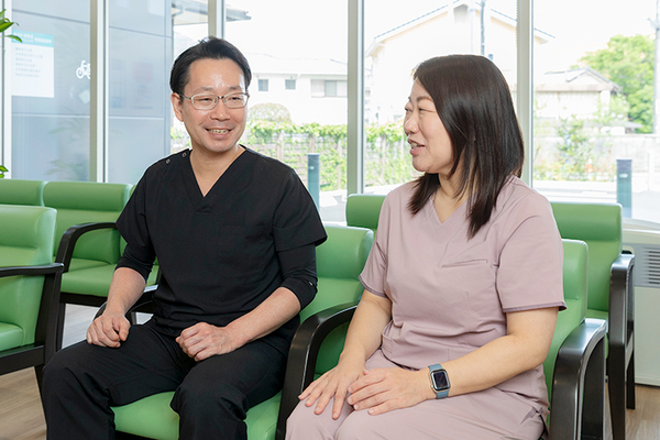 森健茂副院長、森真理先生 森内科・循環器・こどもクリニック5