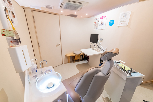 北原佳典理事長、今井りえ先生 きたはら歯科5