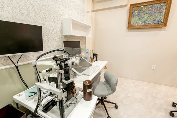 地場奈実院長 アイリス眼科 歯科5