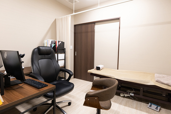 石井龍之理事長 VERNO SKIN CLINIC5