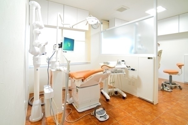 川越元久院長、村上香織副院長 川越歯科医院5