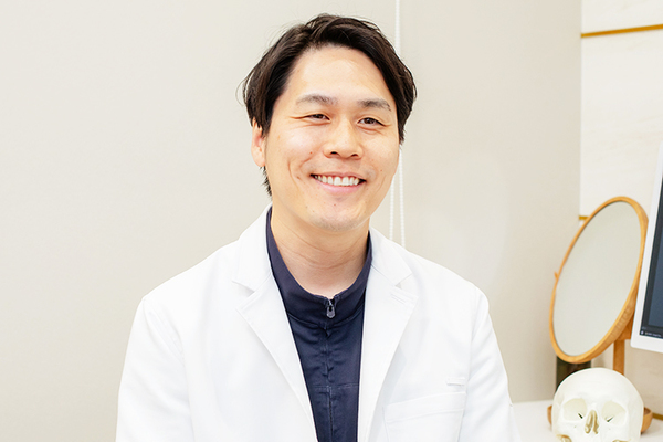 濱本靖也院長 HALO DENTAL CLINIC5
