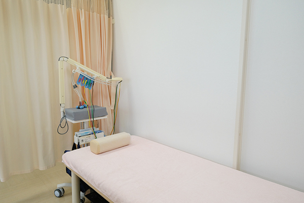 牧野桂花院長 ラファエルクリニック5