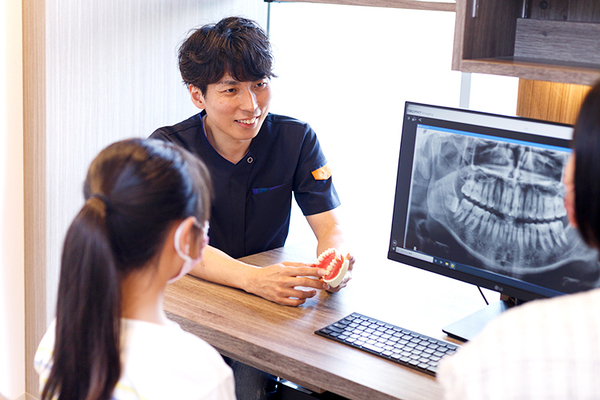 菅尾祐介院長 スガオ歯科5