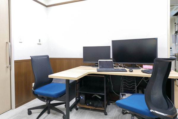 久野貴司院長、石川元春先生 つかさクリニック堺東5