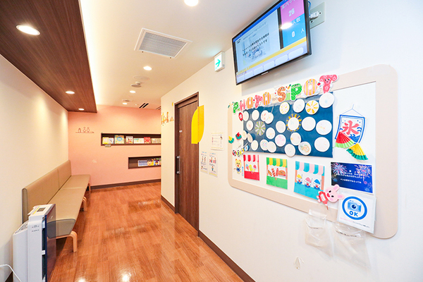 松岡明希菜院長 さくらキッズくりにっく5