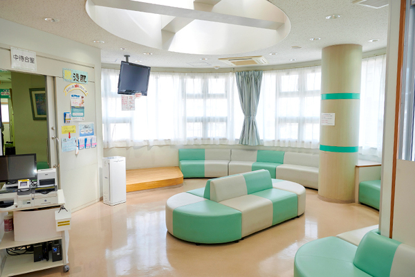 西正行院長 ひふ科形成外科西クリニック5