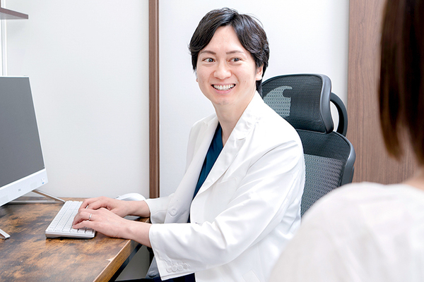 内田英彦院長 エフユークリニック代々木公園5