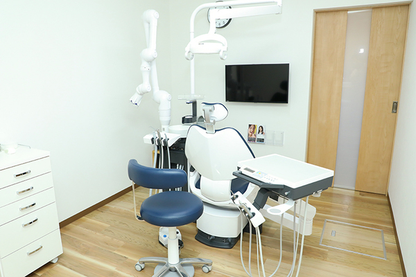 若杉紘人院長 わかすぎ歯科5