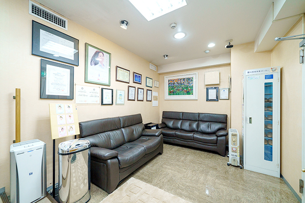 佐藤仁理事長 八重洲中央歯科5