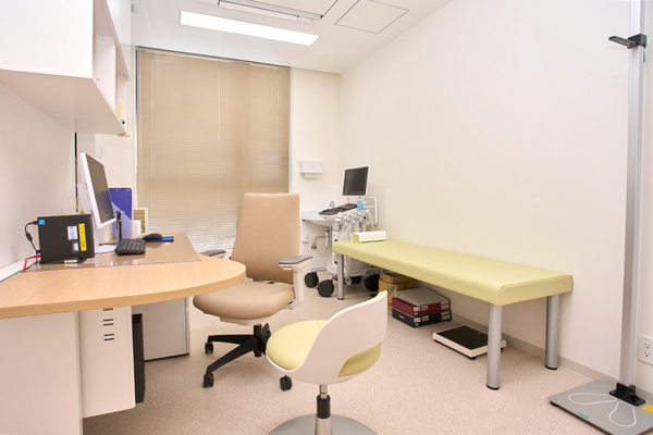 津野嘉伸院長 つのベビーキッズクリニック5