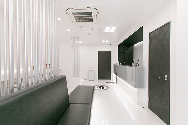 江川翔院長 心斎橋E-Style歯科クリニック5