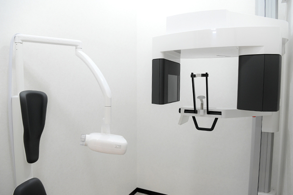 西原英志院長 西原デンタルオフィス5