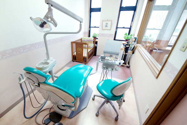 本橋三男院長、本橋侑也先生、本橋拓樹先生 本橋歯科医院5