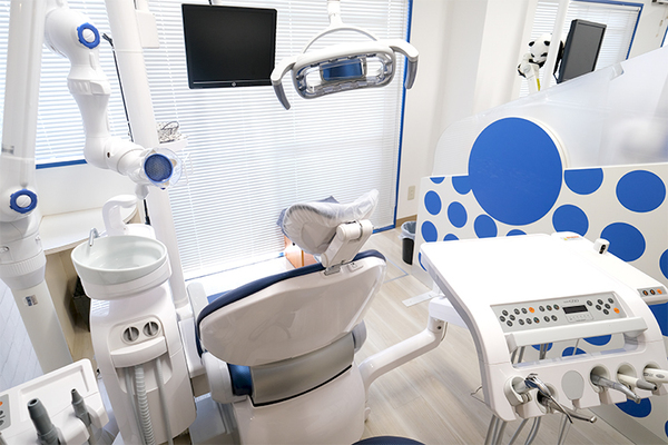酒井隆史院長 鶴瀬さかい歯科クリニック5