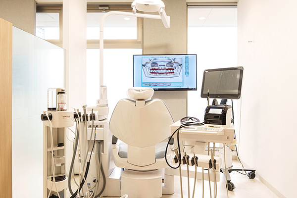 保富貴裕院長 ヒロデンタルクリニック5