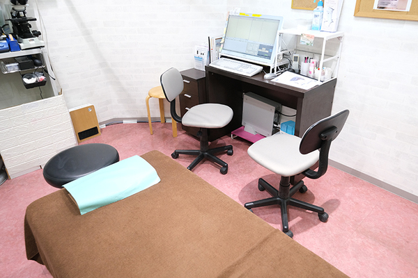 虎井僚太郎院長 赤羽ここちクリニック5