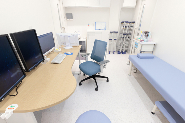 小川祐人先生 慶友川口駅前整形外科5