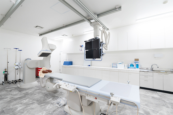 伴友弥院長 ILC国際腰痛クリニック名古屋院5