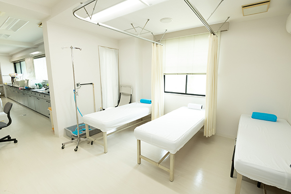 宮地啓子副院長、宮地敬弘先生 宮地医院5