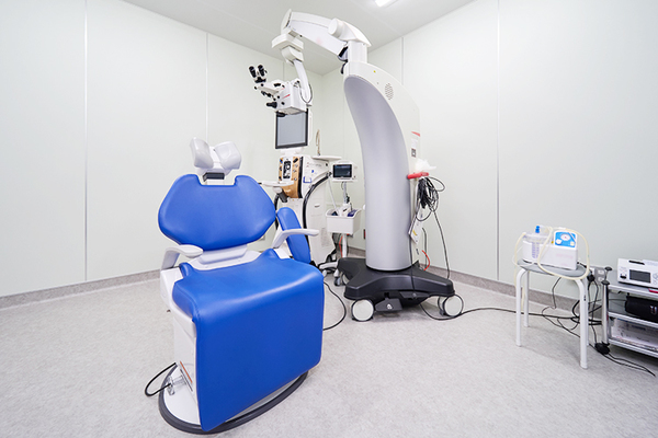 鴨下衛院長 鴨下眼科クリニック5