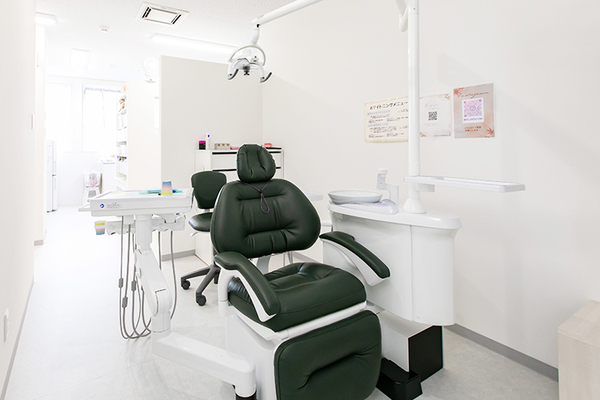 高橋史朗理事長 ほしがおかライズ歯科クリニック5