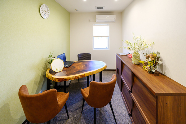 富永知穂院長 ひかり歯科クリニック5